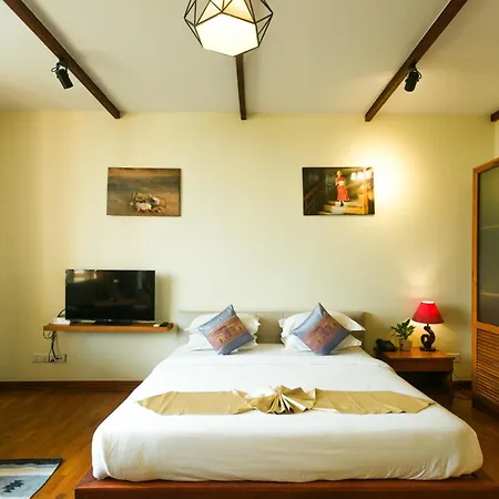 Hotel Ambassador Hill